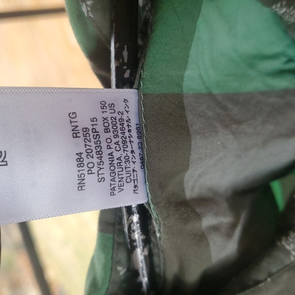 Patagonia Green and‎ Gray Plaid Sleeveless Button-up Sz. XS Shirt Blouse - Picture 4 of 9